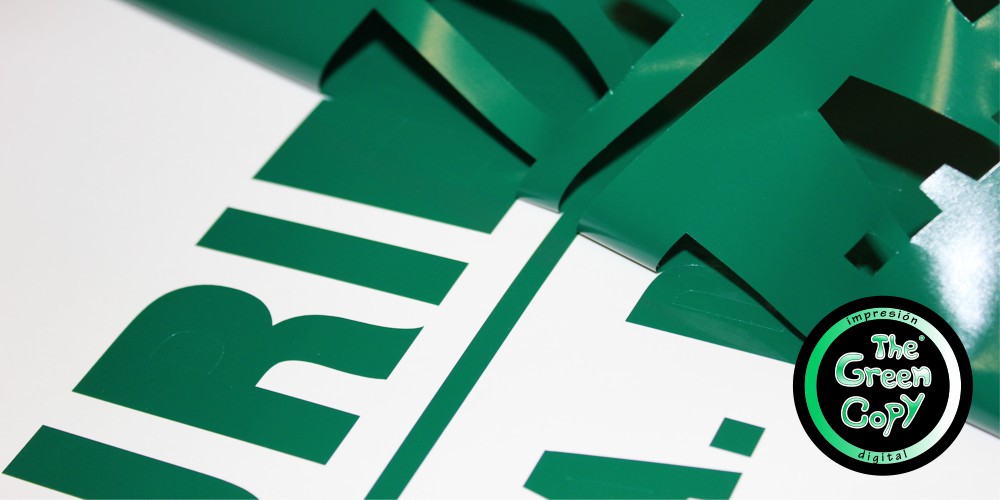 rotulación vinilo de corte para tienas locales cristales cines | Majadahonda Villanueva MADRID | The Green Copy