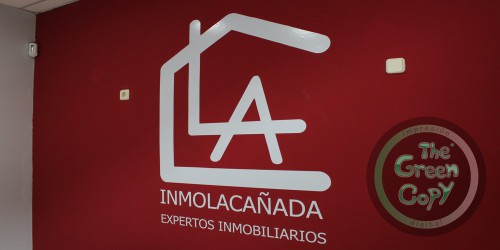 Vinilo Paredes Decorativas Cristales para la Inmobiliaria Inmolacañada | The Green Copy SHIRT| Villanueva de la Cañada MADRID | 918157760 |